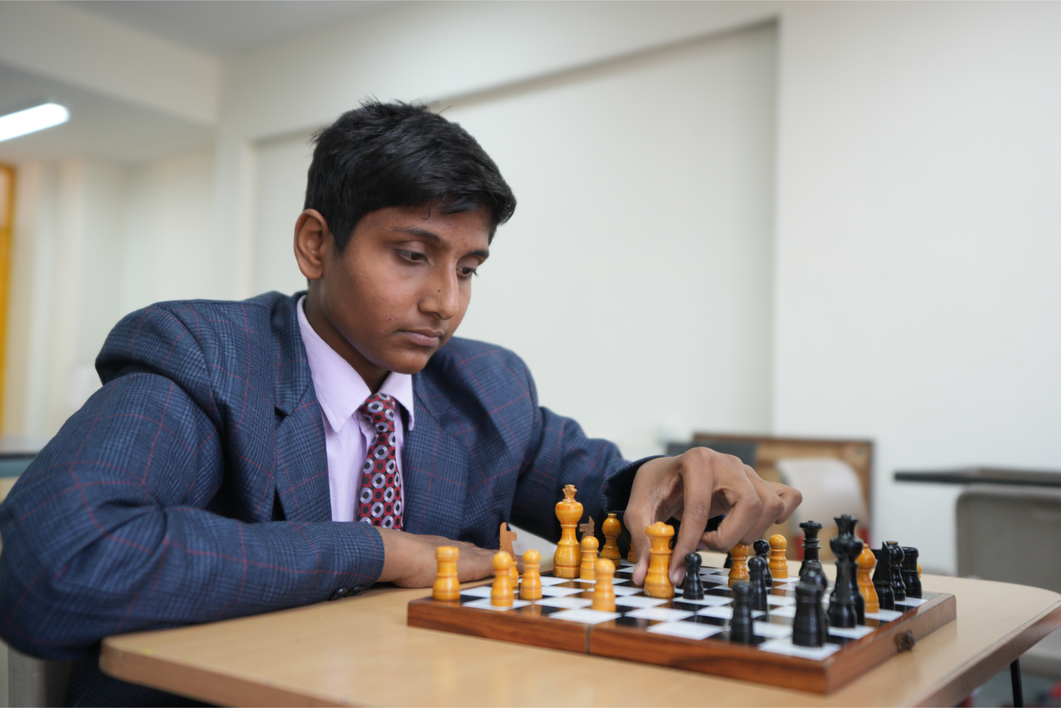 Building Critical Thinking at the Best School in Lucknow img (2)