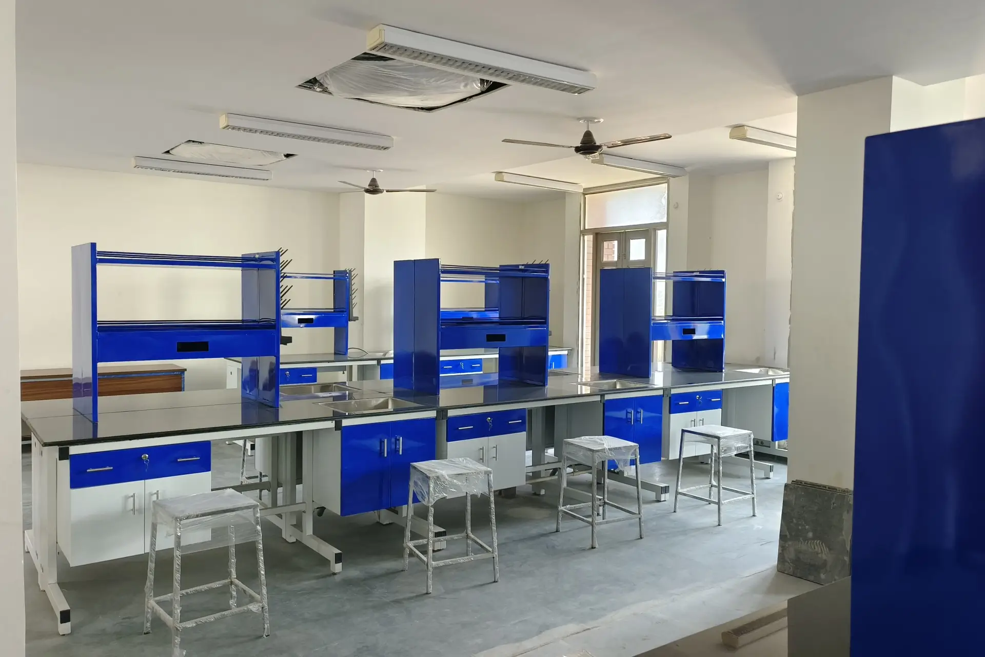 Laboratories That Support Learning at the Best School in Lucknow img
